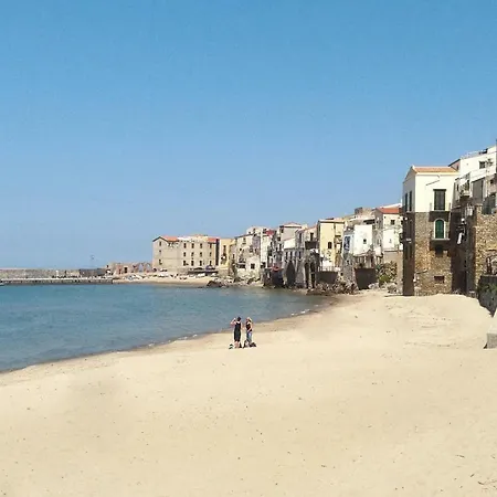 Isi07218 Cyb Cefalù